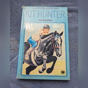 Kit Hunter The Wild One (Girls Adventure Stories)